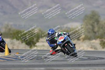 media/Jan-15-2026-Racers Edge (Thu) [[dfebeb70ab]]/2-A Group/Session 5 (Turn 5)/